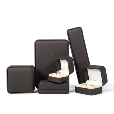 De Armbandhalsband Ring Box van douanelogo leather jewelry box earring